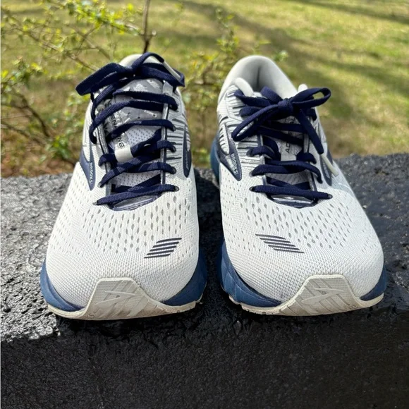 Brooks Adrenaline 19 Gray and Navy Running Shoes Men’s Size 11D - Picture 2 of 8